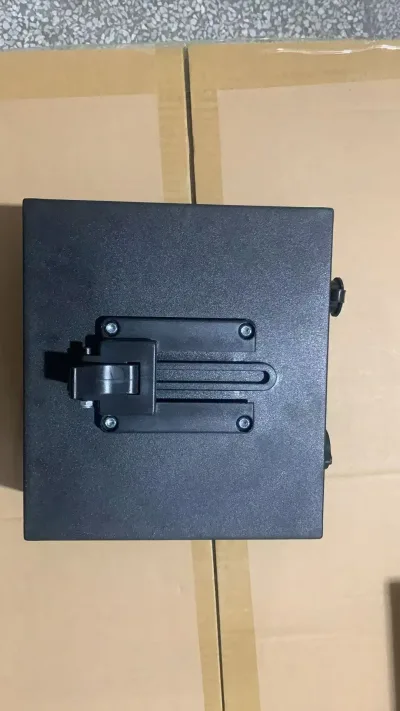 Batterie au lithium pour fauteuil roulant léger – image 3